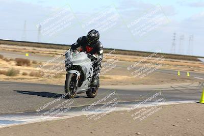 media/Nov-03-2024-TrackDaz (Sun) [[44580f4982]]/B Group/1220pm (Wheelie Bump)/